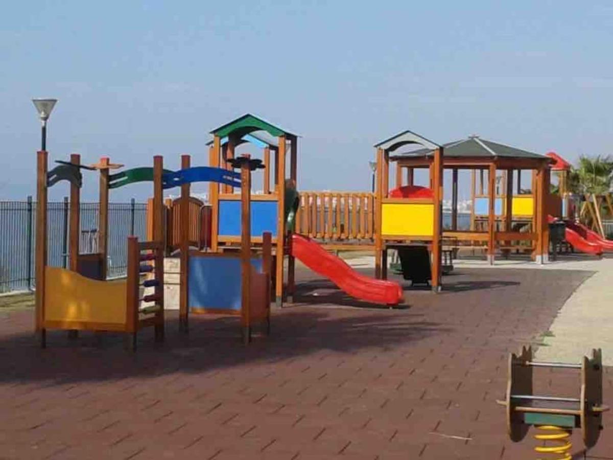 Paleo Faliro Athens Fully Equipped 2 Bedrooms 90 Sqm Big Apartment 200M To Free Beach Extérieur photo